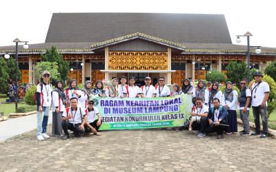Menumbuhkan Rasa Cinta Budaya Sejak Dini, MTsN 1 Lampung Tengah Gelar Kegiatan Kokurikuler Kearifan Lokal Di Museum Ruwa Jurai Lampung